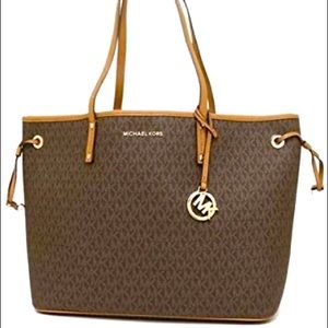 ❌SOLD❌MIchael Kors Tote Bag